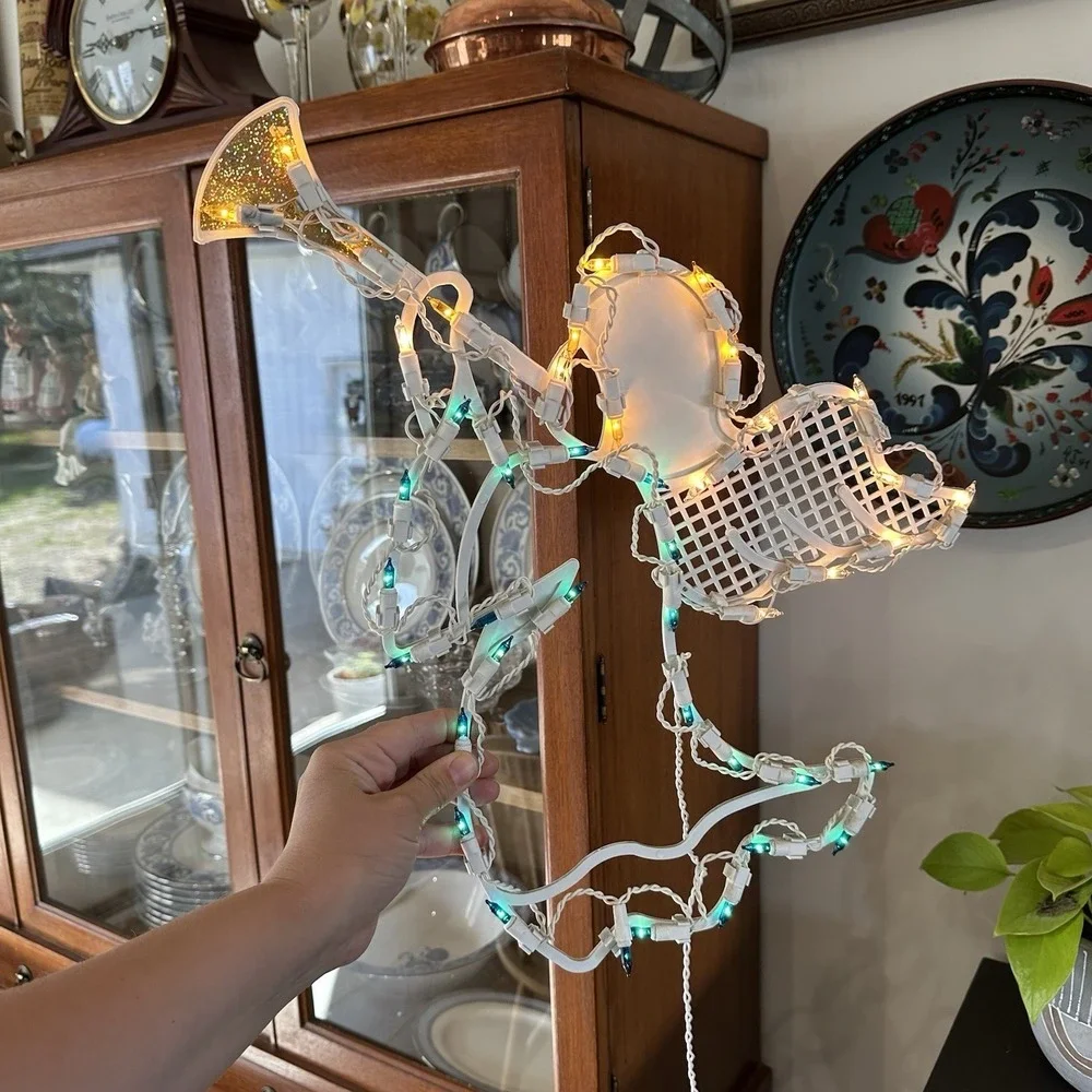 VTG Christmas Light Up Angel Window Light Decor White‎ Green Gold 16